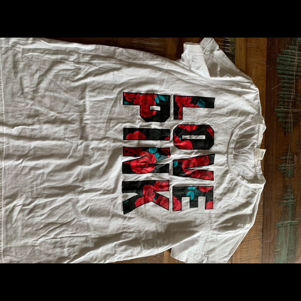 PINK T-shirt